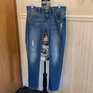 Sonoma skinny distressed jeans size 10